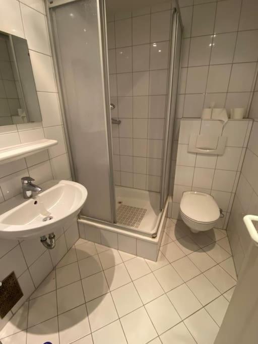 Studio 50 Qm Zentral In Domnaehe Colonia Exterior foto